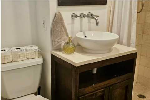 2903 N Miami Beach Blvd 201, North Miami Beach FL - photo 7 of 18