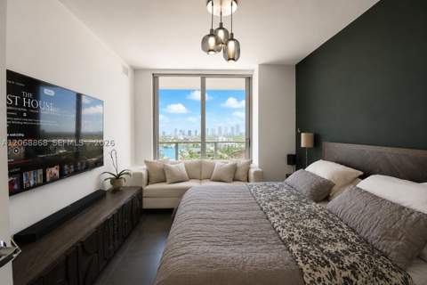 16385 Biscayne Blvd 1920, North Miami Beach FL - photo 10 of 23