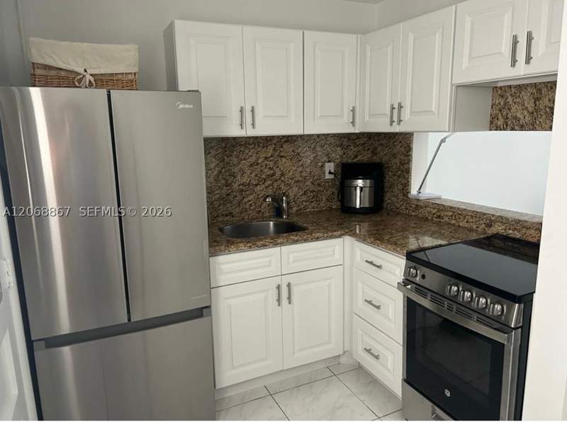 1 bedroom Condominium at 2851 Leonard Dr J503, POINT EAST SEC II CONDO, Aventura — photo 4