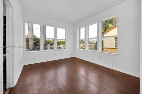 1027 Pennsylvania Ave 201, Miami Beach FL - photo 16 of 23