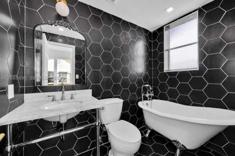 1027 Pennsylvania Ave 201, Miami Beach FL - photo 19 of 23