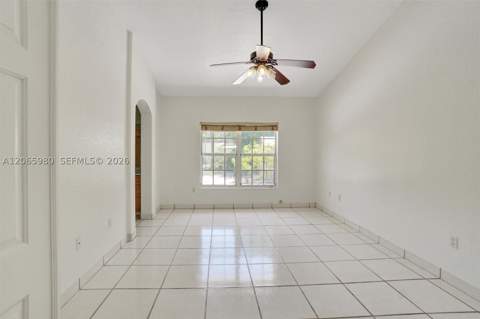 25 Ludlam Dr, Miami Springs FL - photo 16 of 32