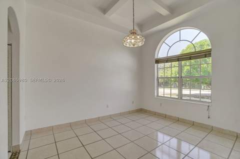 25 Ludlam Dr, Miami Springs FL - photo 8 of 32