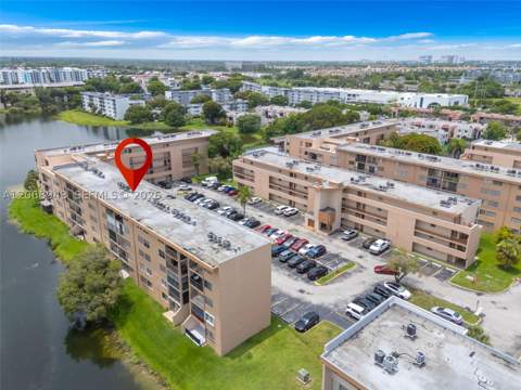 8895 Fontainebleau Blvd 207, Miami FL - photo 24 of 30