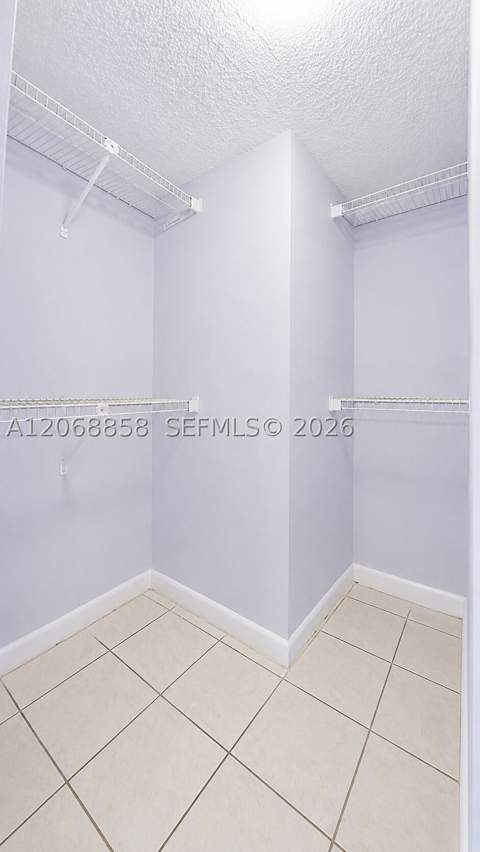 5290 W 21st Ct 304, Hialeah FL - photo 20 of 49