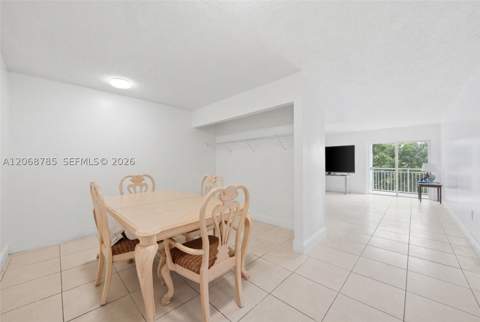 9375 Fontainebleau Blvd L301, Miami FL - photo 6 of 21