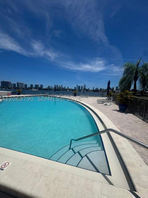16570 NE 26th Ave 3F, North Miami Beach FL - photo 13 of 29