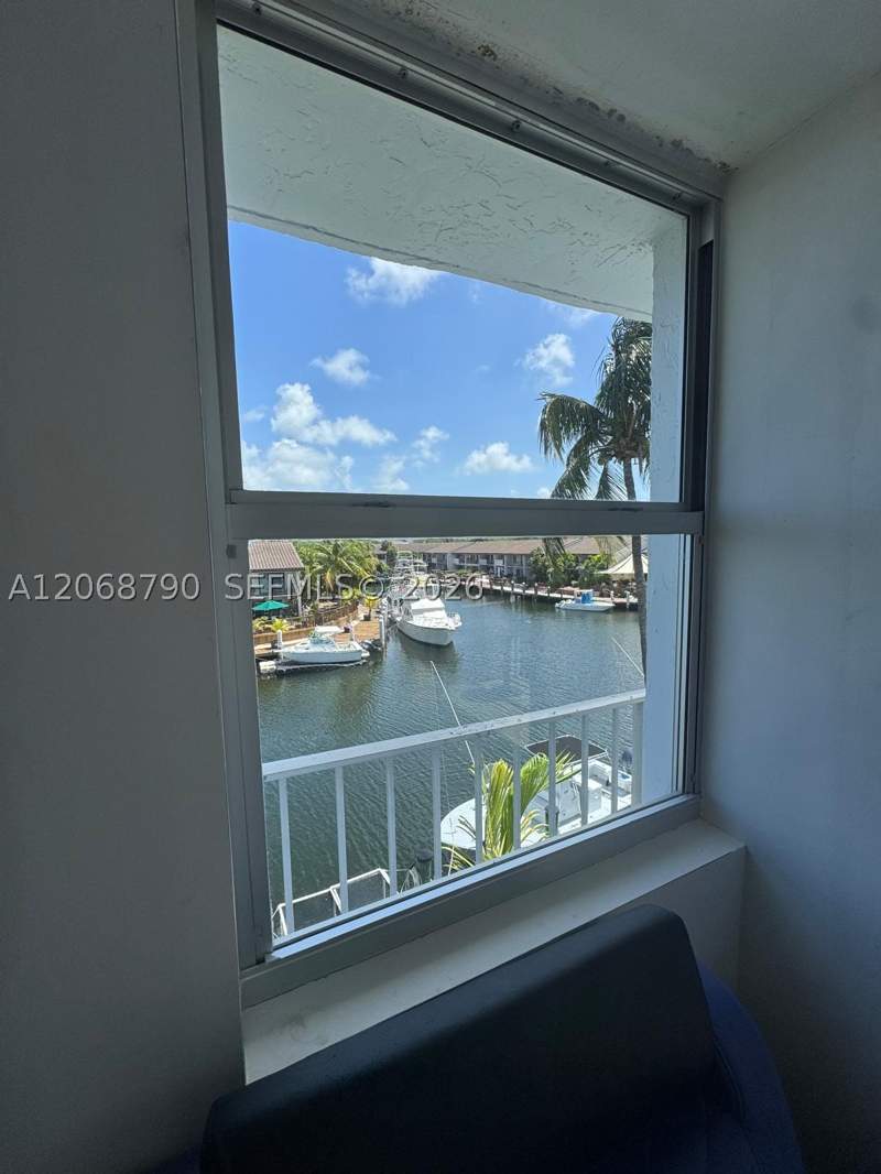 2 bedroom Condominium at 16570 NE 26th Ave 3F, Reef South Condo, North Miami Beach — photo 4