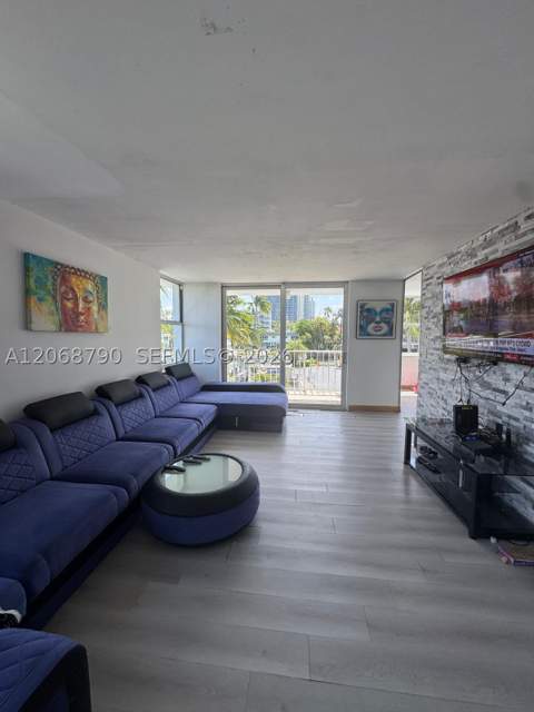 16570 NE 26th Ave 3F, North Miami Beach FL - photo 6 of 29