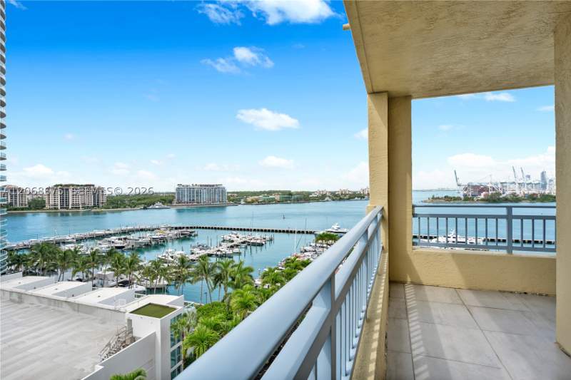 2 bedroom Condominium at 90 Alton Rd 1102, Yacht Club At Portofino C, Miami Beach — photo 4