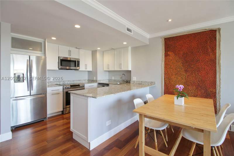 1 bedroom Condominium at 2451 Brickell Ave 7P, Brickell Townhouse Condo, Miami — photo 2