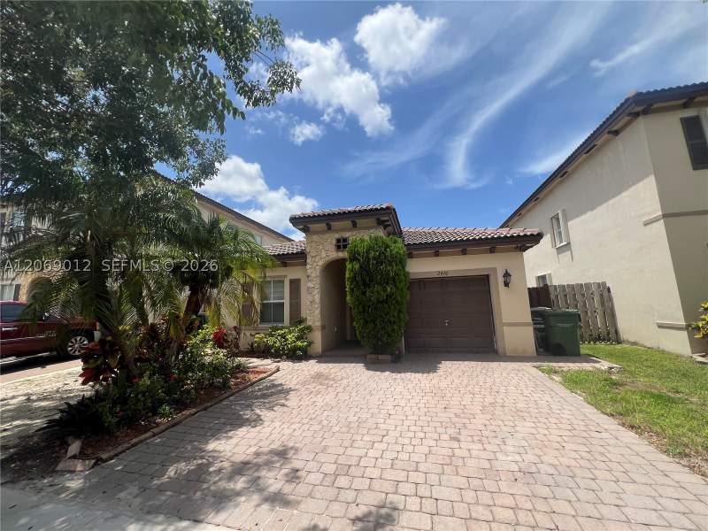 4 bedroom SingleFamilyResidence at 2410 NE 4th St, Atlantis At Oasis, Homestead — photo 2