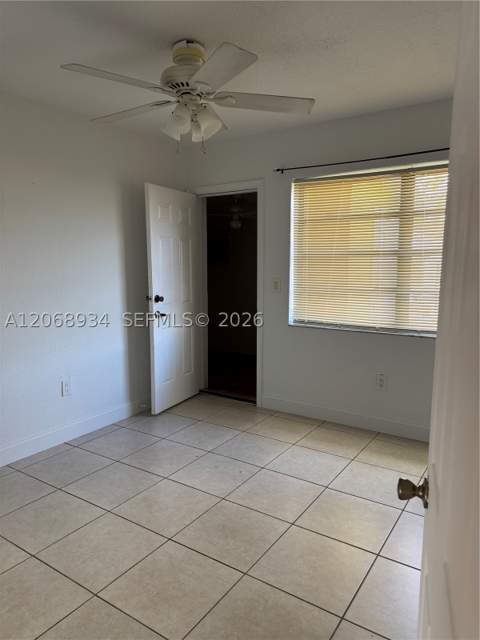 12135 SW 182nd Ter, Miami FL - photo 14 of 18