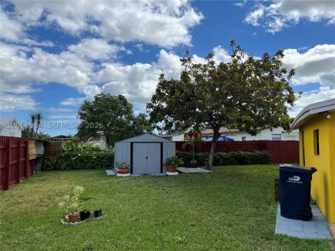 12135 SW 182nd Ter, Miami FL - photo 7 of 18