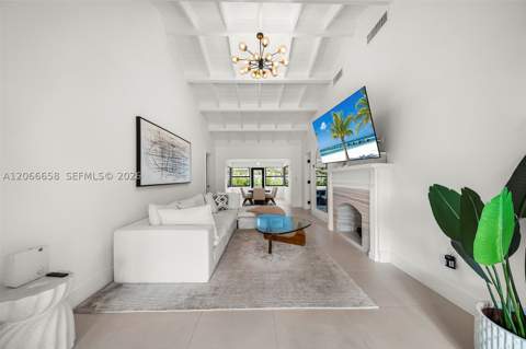 8844 Abbott Ave, Surfside FL - photo 9 of 44
