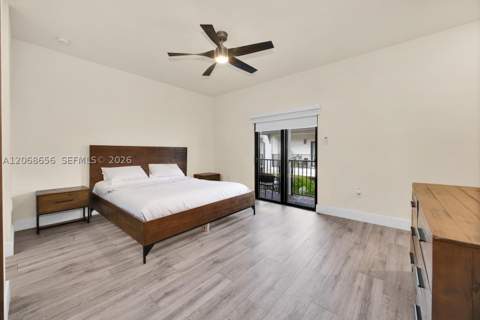 4691 NW 83rd Pkwy, Doral FL - photo 17 of 32