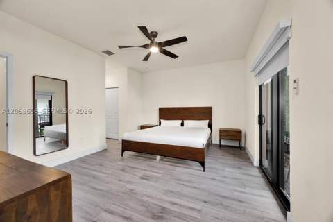 4691 NW 83rd Pkwy, Doral FL - photo 18 of 32
