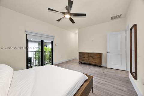 4691 NW 83rd Pkwy, Doral FL - photo 19 of 32