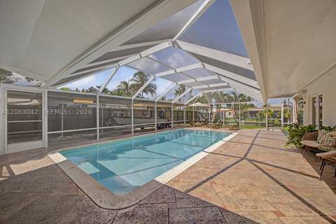 9921 SW 195th St, Cutler Bay FL - photo 22 of 43