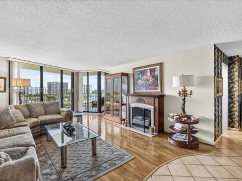4000 Towerside Ter 1407, Miami FL - photo 12 of 40