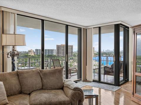 4000 Towerside Ter 1407, Miami FL - photo 19 of 40