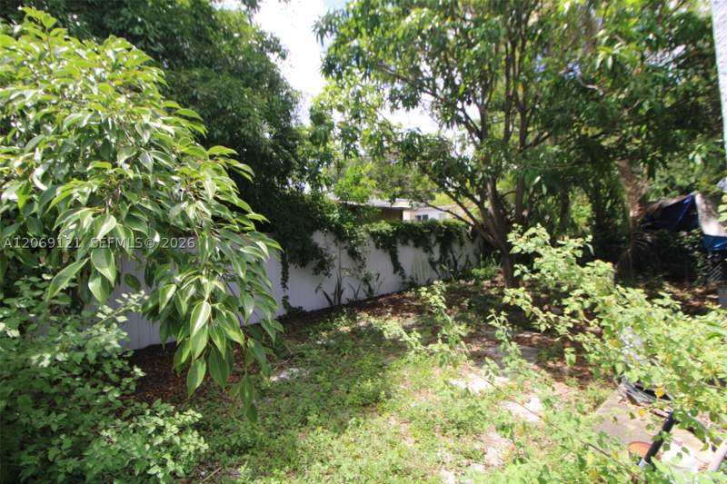 3 bedroom SingleFamilyResidence at 7010 NW 6th Ave, 7th Avenue Highlands, Miami — photo 5