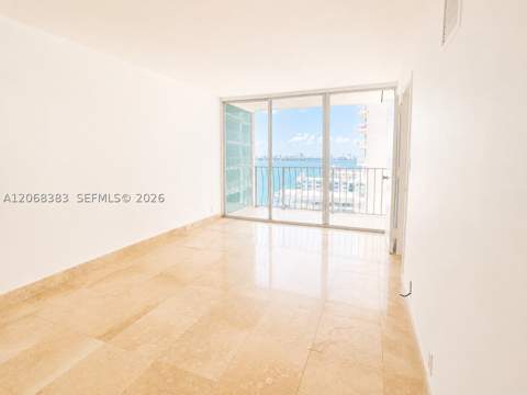 7601 E Treasure Dr 1924, North Bay Village FL - photo 11 of 30