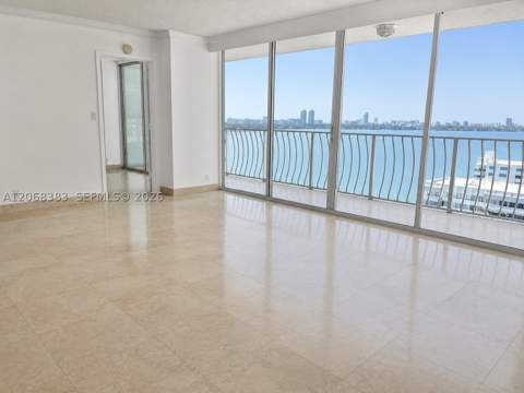 7601 E Treasure Dr 1924, North Bay Village FL - photo 6 of 30