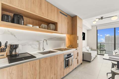 11 NE 6th Street 2215, Miami FL - photo 16 of 23