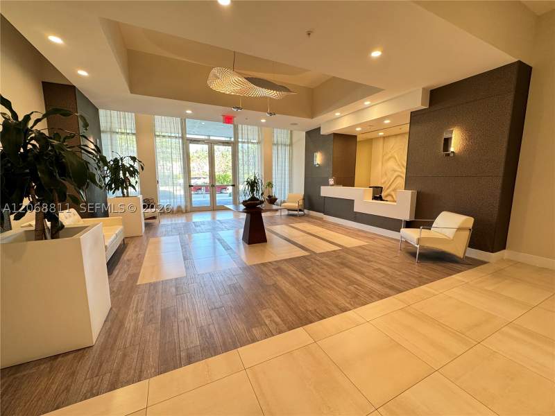 3 bedroom Condominium at 7661 NW 107th Ave 308, Grand Bay Commons South, Doral — photo 2