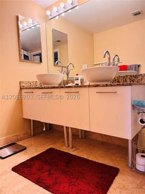 41 SE 5th 2204, Miami FL - photo 15 of 25