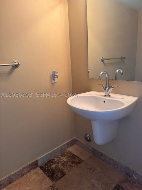 41 SE 5th 2204, Miami FL - photo 16 of 25