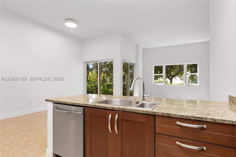 3 bedroom Condominium at 19900 E Country Club Dr 104, Turnberry Village So Towe, Aventura — photo 3