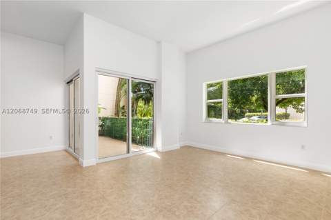 19900 E Country Club Dr 104, Aventura FL - photo 6 of 49