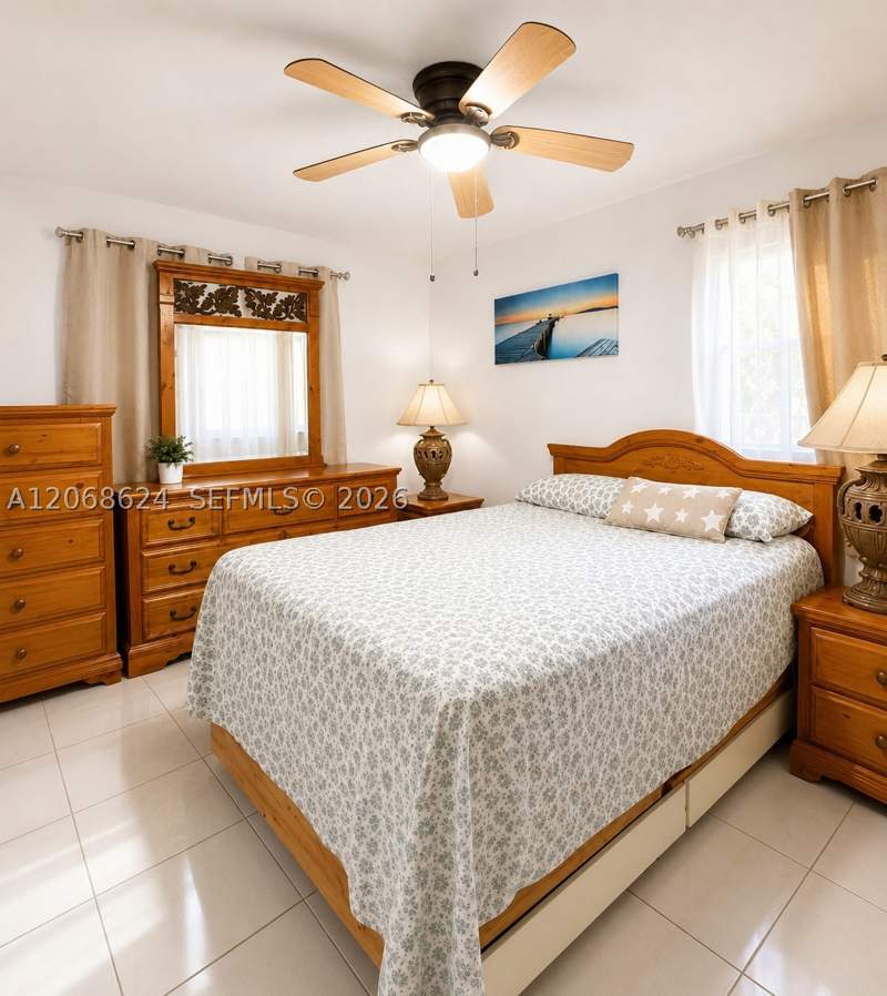 4 bedroom SingleFamilyResidence at 19811 SW 116th ave, so miami heights addn v, Miami — photo 5