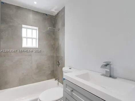 460 NW 82nd Ter, Miami FL - photo 8 of 14