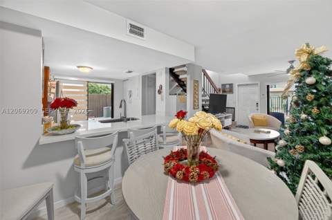 10425 SW 154th Ct 6, Miami FL - photo 10 of 45