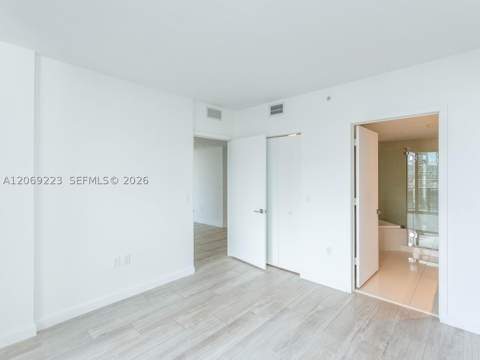 45 SW 9th St 1201, Miami FL - photo 14 of 37