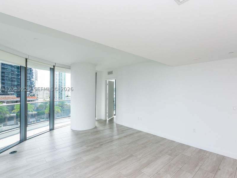 2 bedroom Condominium at 45 SW 9th St 1201, Brickell Heights East Con, Miami — photo 4