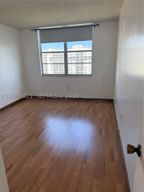 2801 NE 183rd St 1914W, Aventura FL - photo 8 of 15