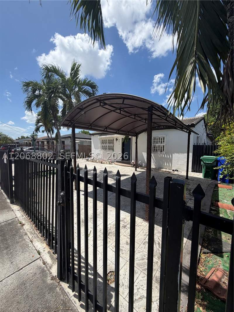 3 bedroom SingleFamilyResidence at 3311 NW 16th Ter, Grapeland Heights, Miami — photo 4