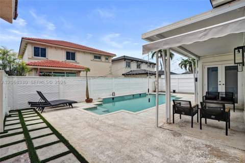 8816 NW 149th Ter, Miami Lakes FL - photo 12 of 35