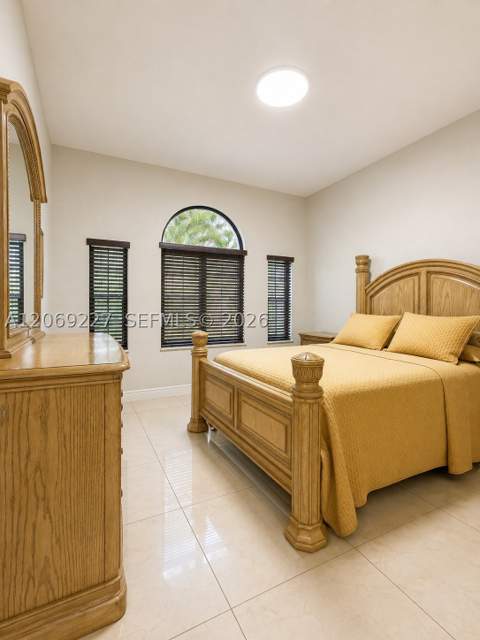 15951 NW 79th Ct, Miami Lakes FL - photo 16 of 33