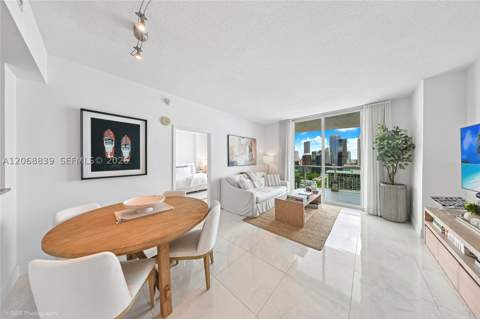 2101 Brickell Ave 3202, Miami FL - photo 7 of 20
