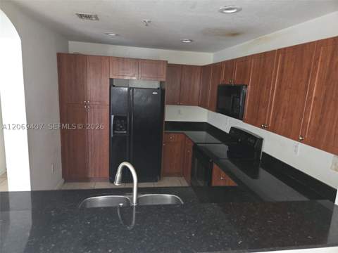 10855 NW 88th Ter 103, Doral FL - photo 11 of 25