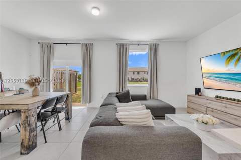 12613 NW 23rd Pl, Miami FL - photo 14 of 58