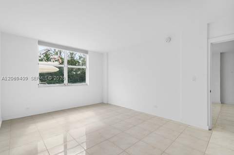 3660 NE 166th St 114, North Miami Beach FL - photo 21 of 28