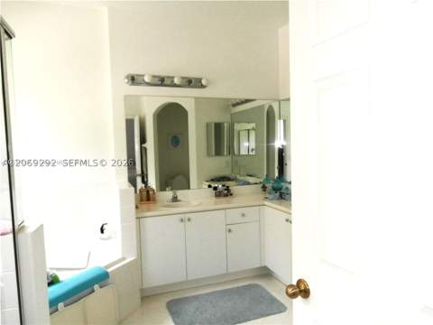 12728 SW 133rd St, Miami FL - photo 8 of 19