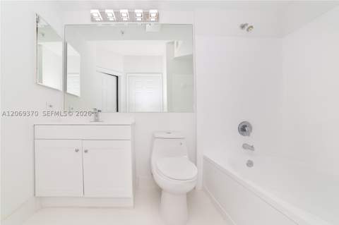 17100 N Bay Rd 1407, Sunny Isles Beach FL - photo 16 of 44