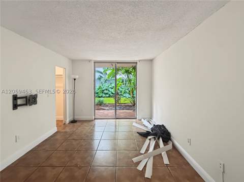 1801 S Treasure Dr 112, North Bay Village FL - photo 13 of 15